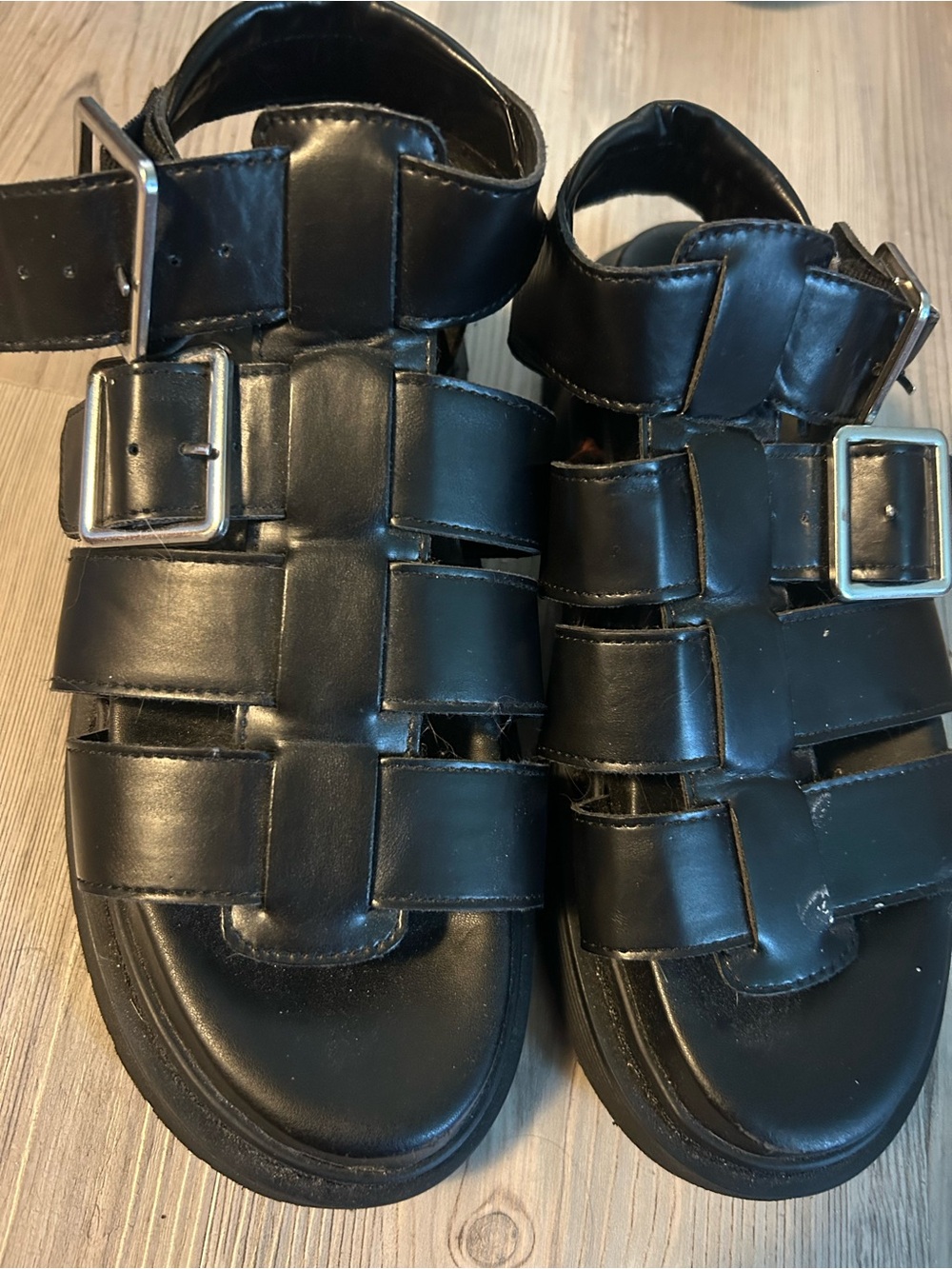 Black Leather Strappy Buckle Sandals